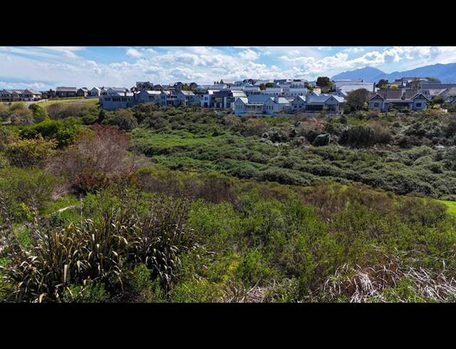LAND FOR SALE IN KINGSWOOD GOLF ESTATE